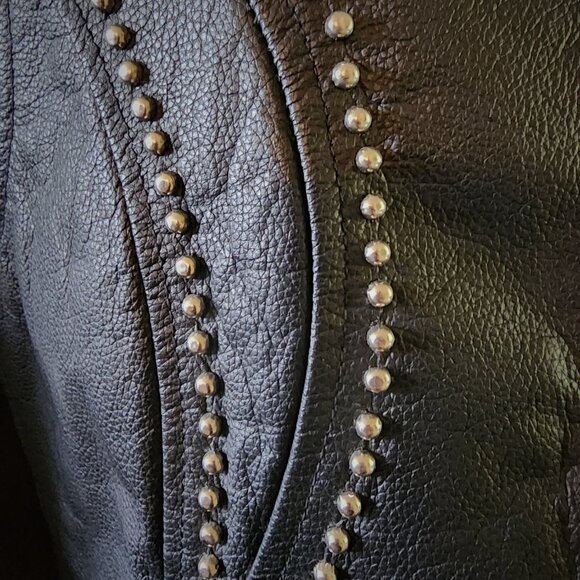 Leather Biker Vest - Picture 6 of 11
